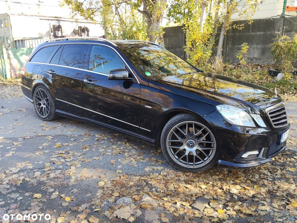 Mercedes-Benz E-Class 2010 photo 3