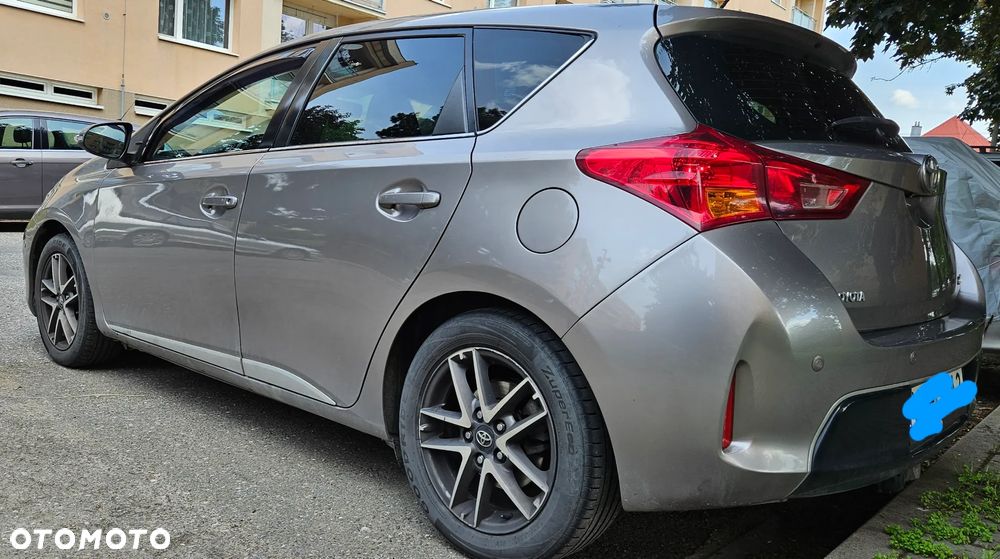 Toyota Auris 1.6 Valvematic Executive - 5