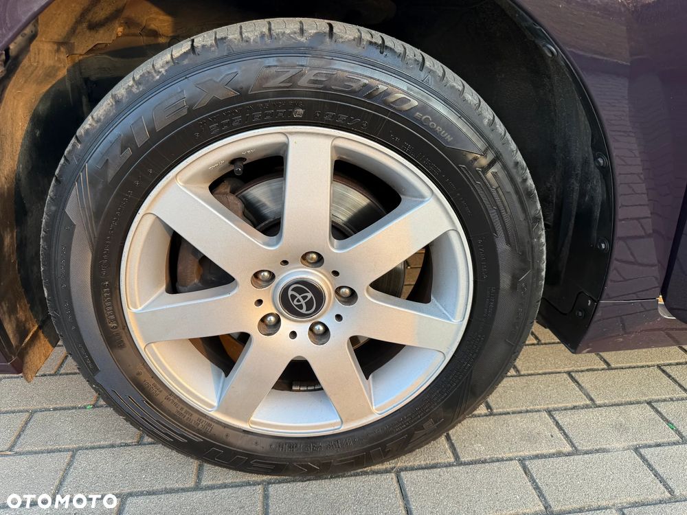 Toyota Verso 1.8 Life - 24