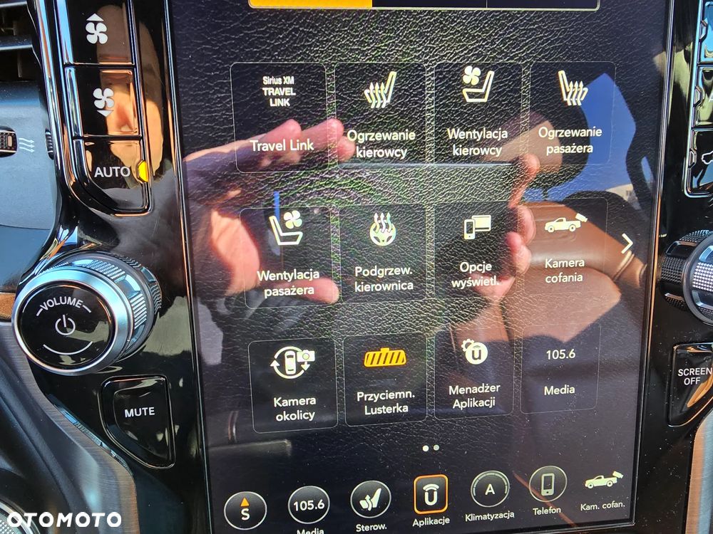 RAM 1500 5.7 Crew Cab Longhorn - 33