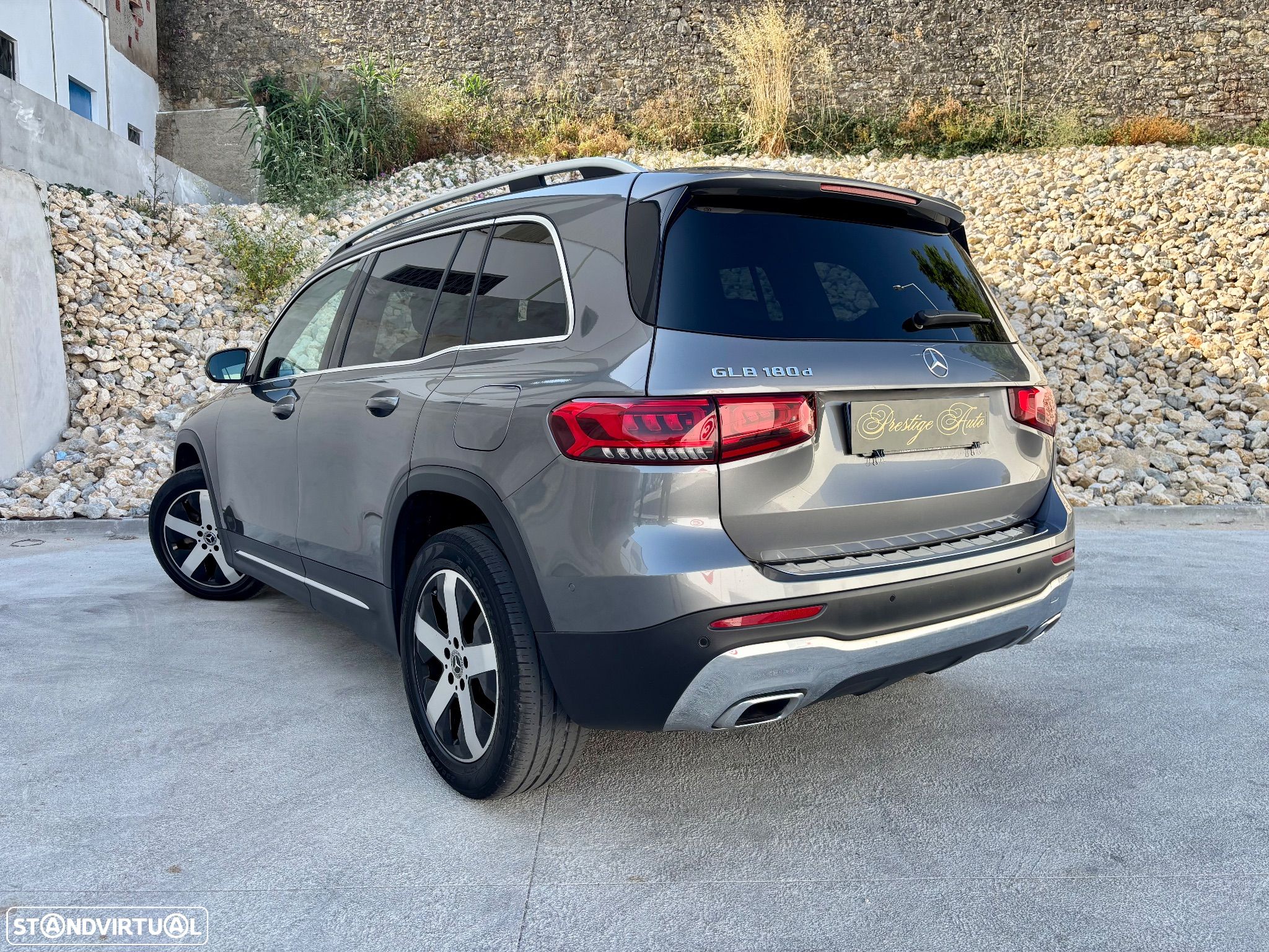Mercedes-Benz GLB 180 d Progressive - 19