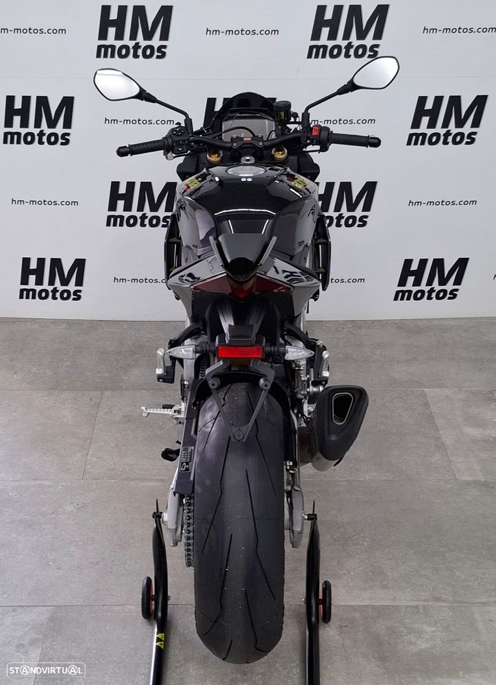 Aprilia Tuono V4 FACTORY - 5