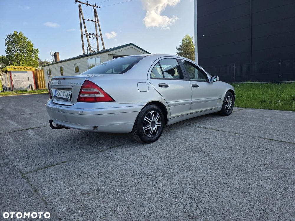 Mercedes-Benz Klasa C 200 T Kompressor Classic - 6