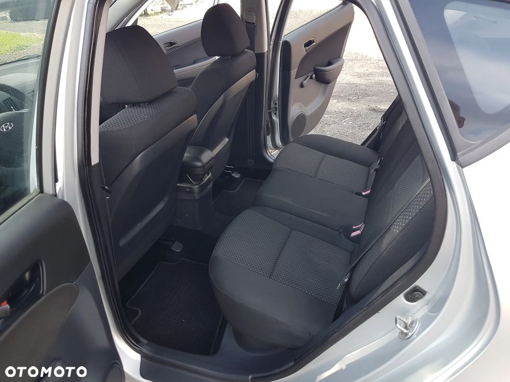 Hyundai i30 1.4 FIFA WM Edition - 15