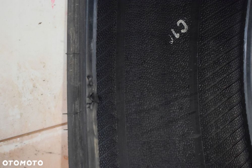 R19 235/35 Pirelli Sottozero 3 R01 Wysyłka gratis! - 8