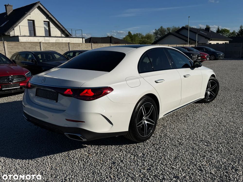 Mercedes-Benz Klasa E 220 d 4Matic 9G-TRONIC - 18