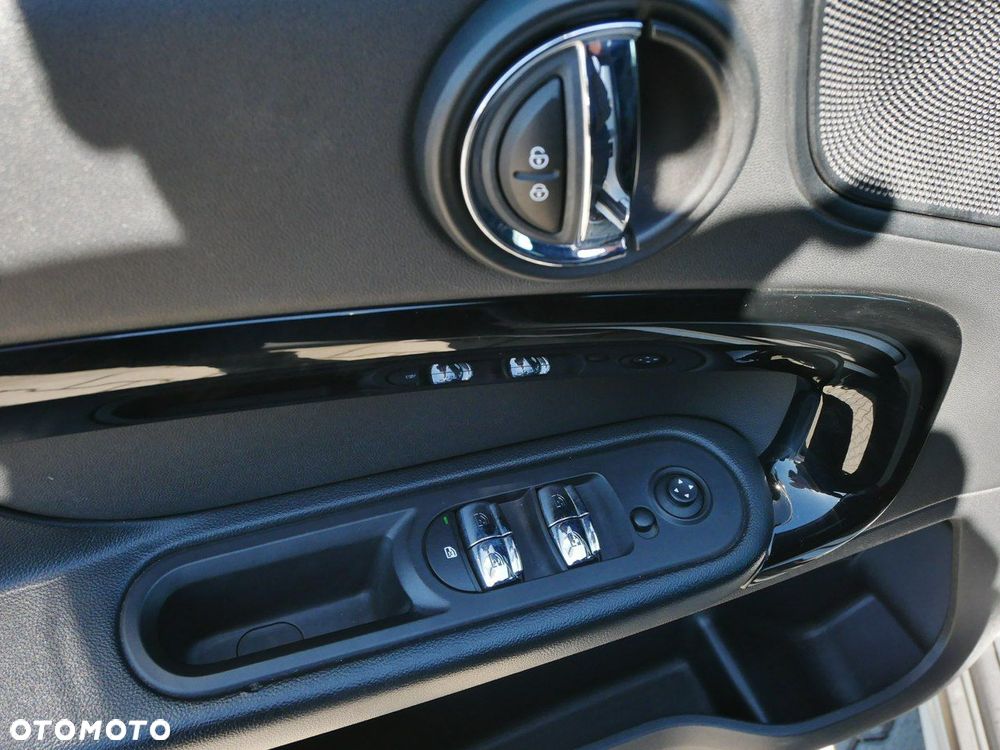 MINI Countryman Cooper D John Cooper Works Trim - 23