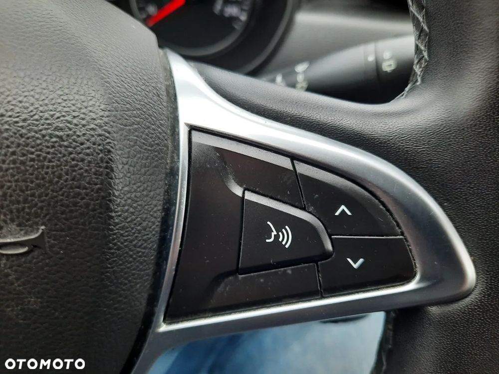 Dacia Duster SCe 115 2WD Essential - 29