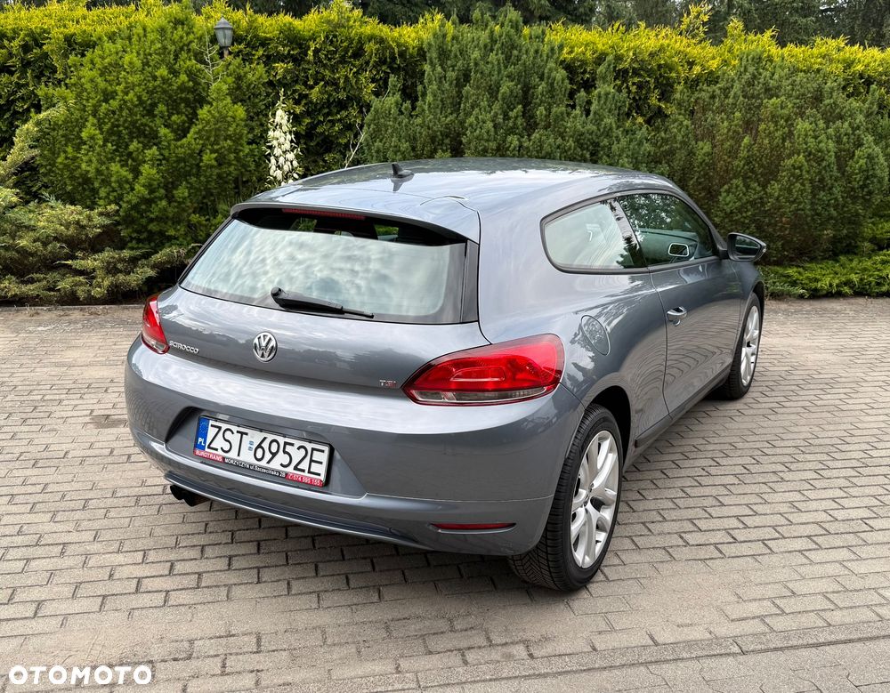 Volkswagen Scirocco 1.4 TSI DSG Edition - 4