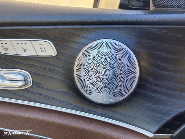 Mercedes-Benz E 300 de 9G-TRONIC AMG Line - 32
