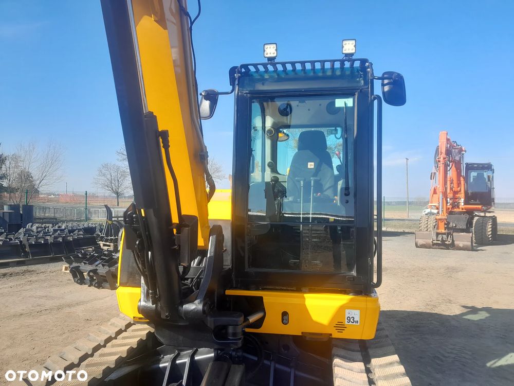 JCB 86C-2 - 10