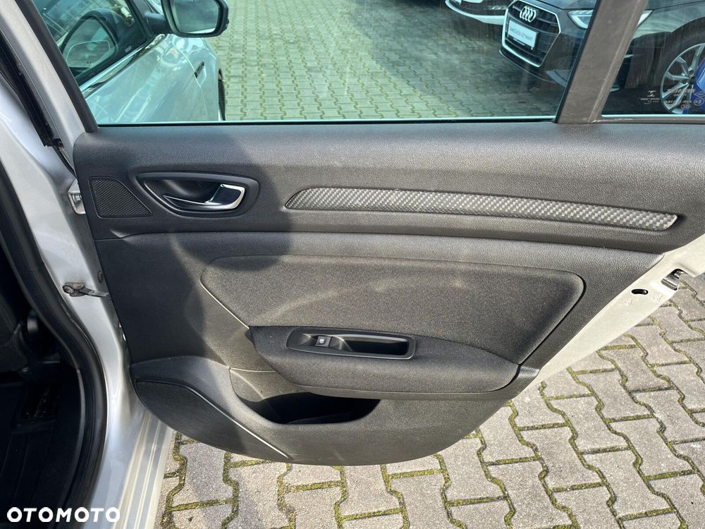 Renault Megane 1.6 dCi Bose - 12