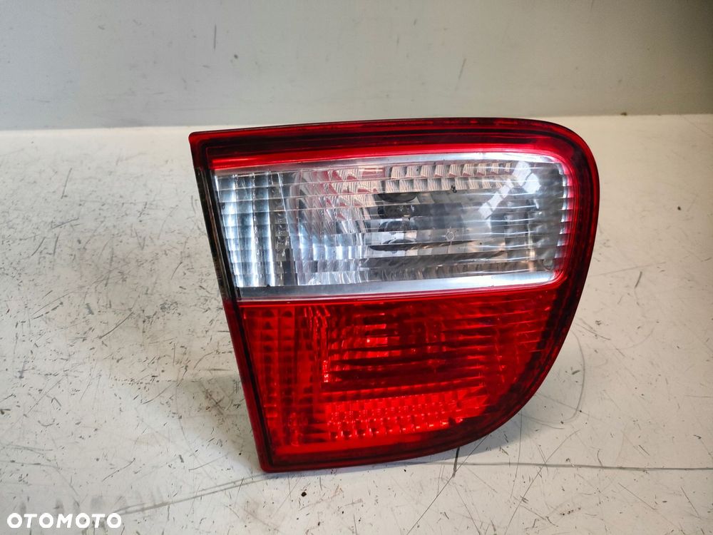 LEON I 98- LAMPA LEWY TYŁ W KLAPE - 2