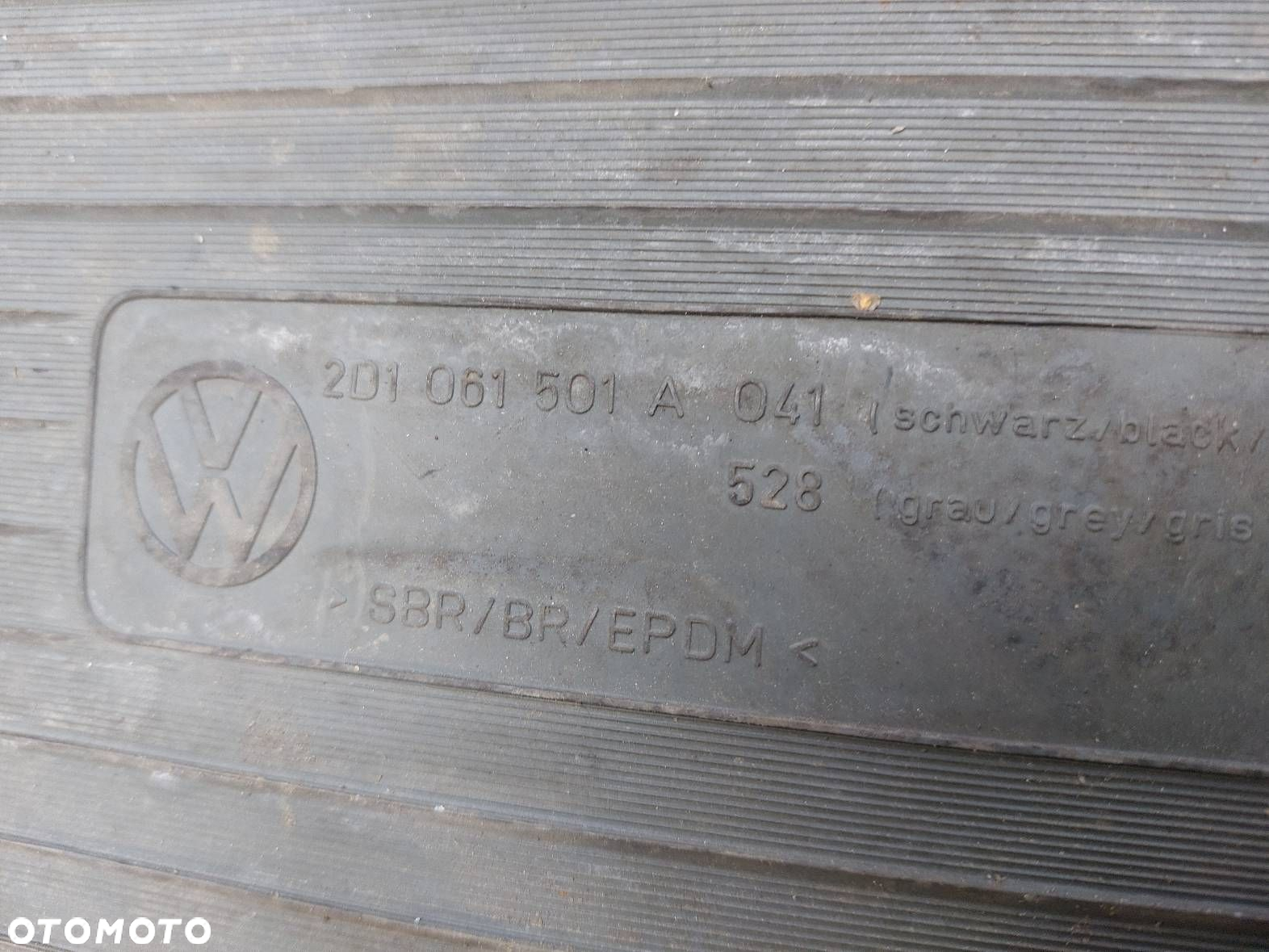 DYWANIKI KOMPLET ORYGINAŁ VOLKSWAGEN LT 46 2D1061501A - 8