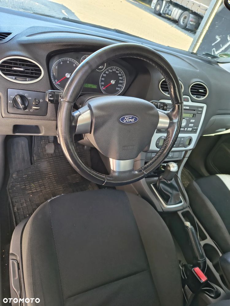 Ford Focus - 15