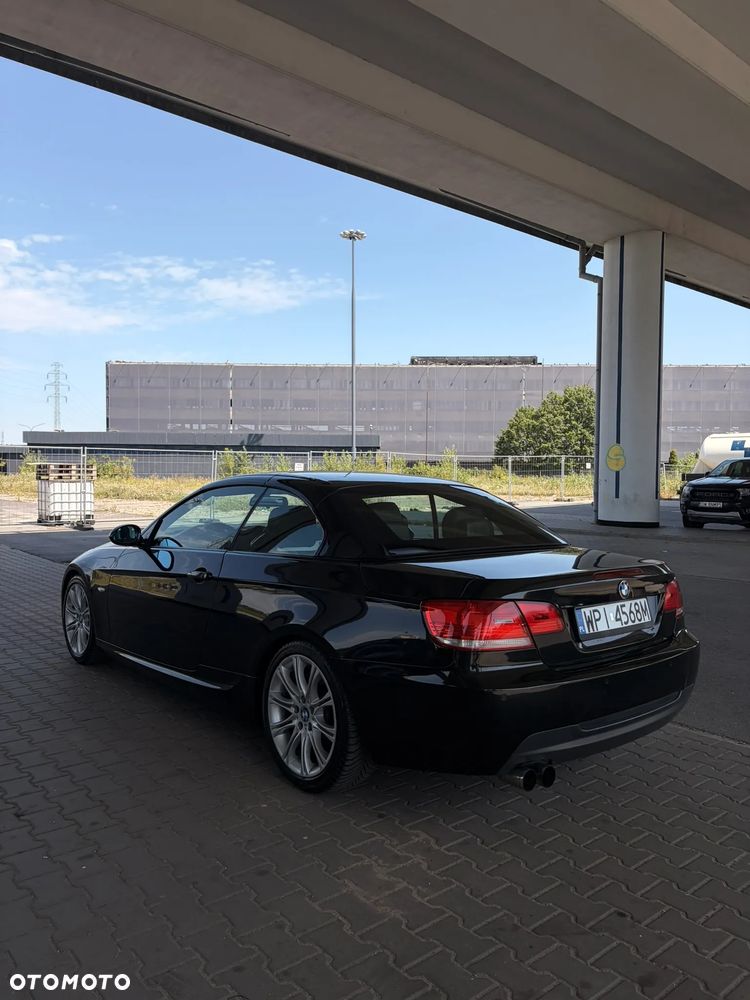BMW Seria 3 325i M Sport Edition - 3