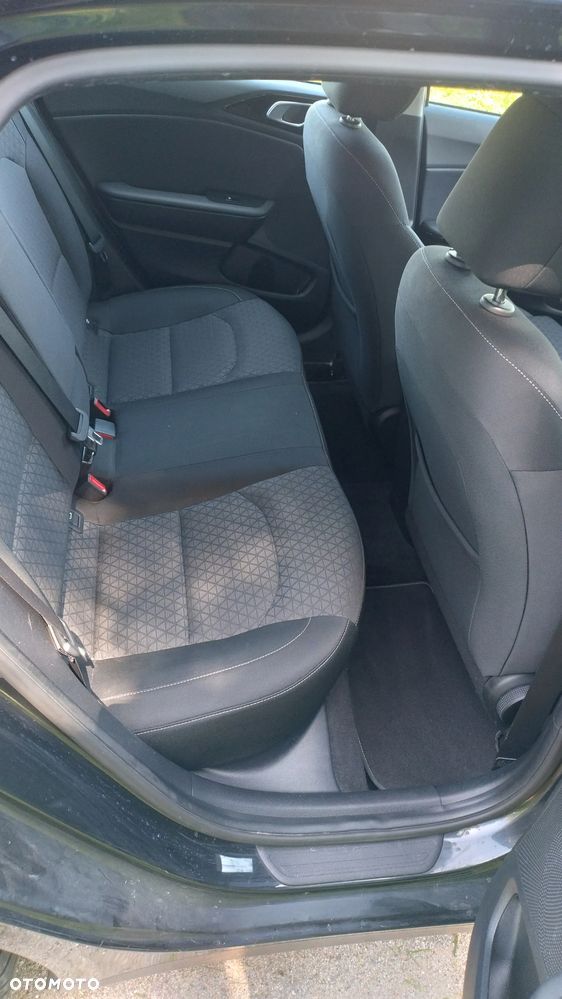 Kia Ceed 1.6 CRDi DCT Platinum Edition - 35