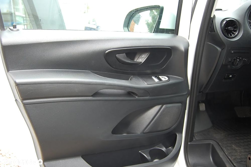 Mercedes-Benz Vito - 12