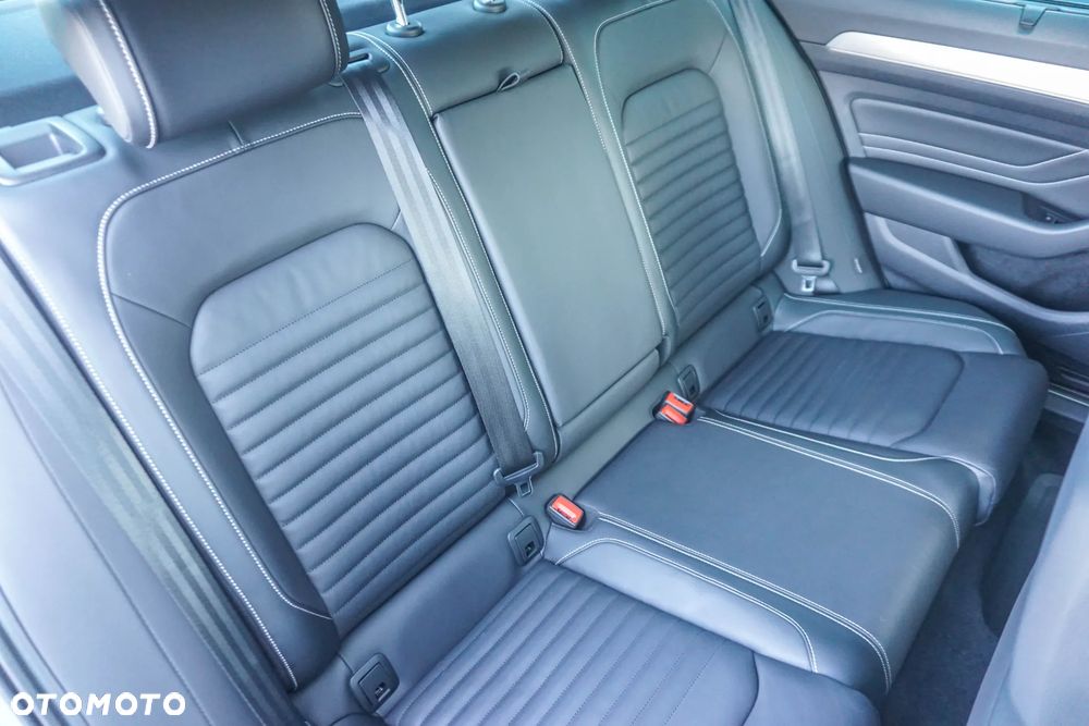 Volkswagen Passat 2.0 TSI 4Mot Elegance DSG - 36