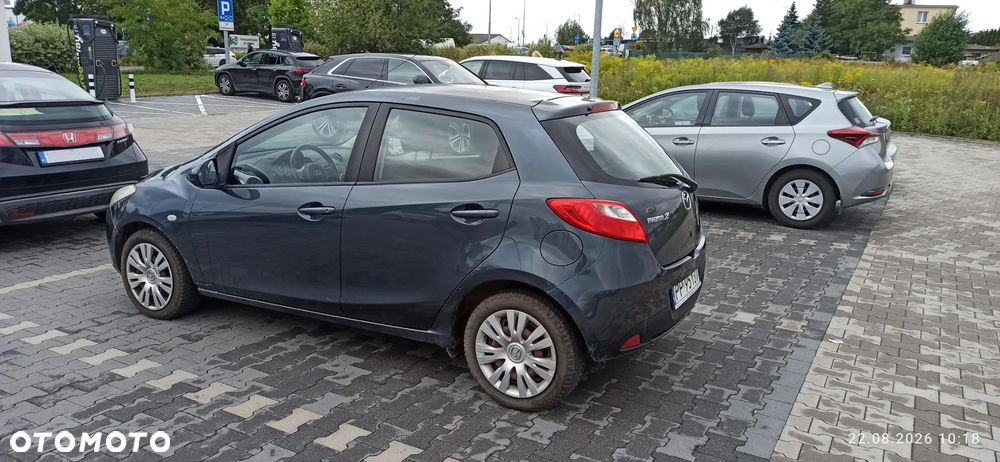 Mazda 2 - 5
