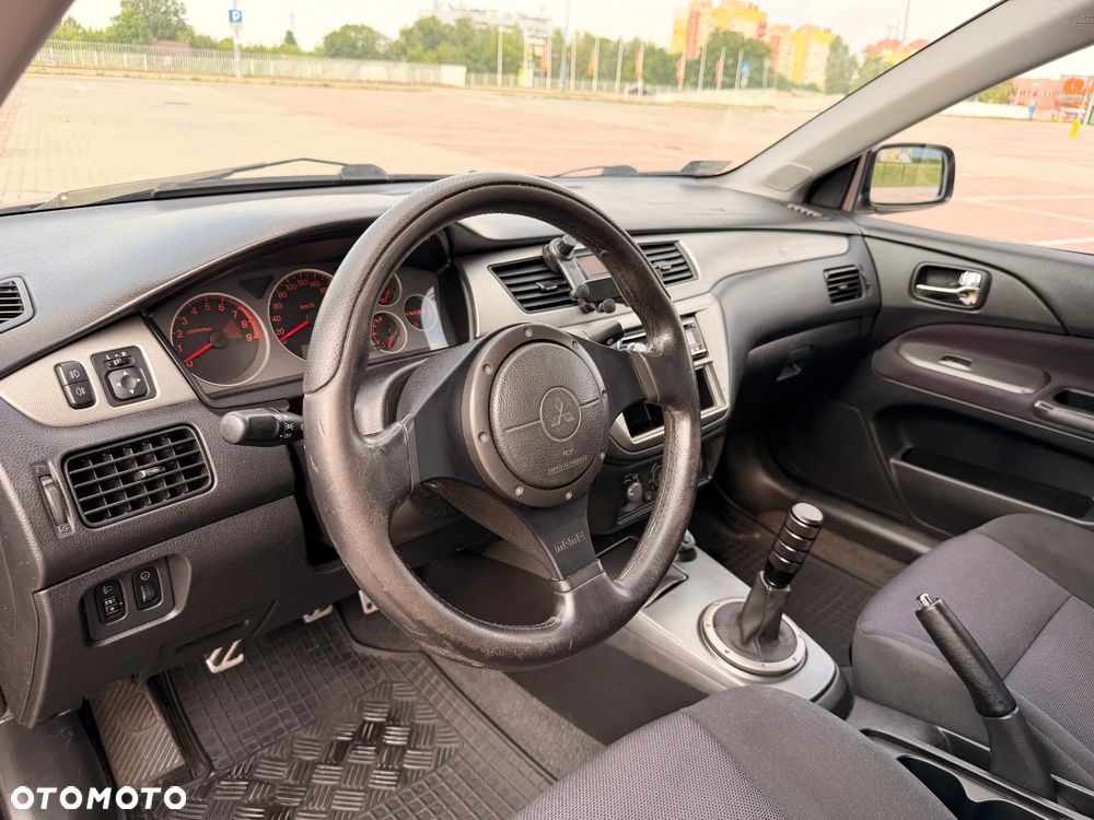 Mitsubishi Lancer 2.0 Sport - 17