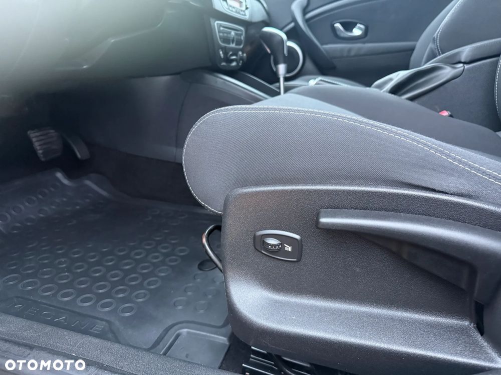 Renault Megane 2.0 140 CVT Dynamique - 10