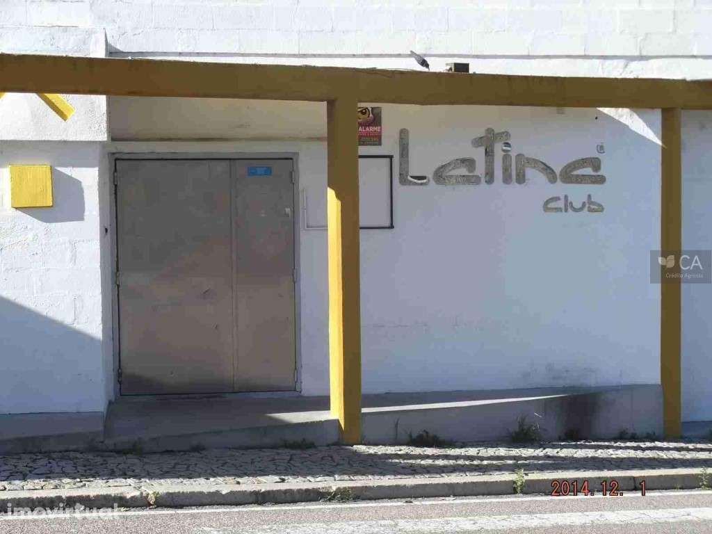 Prédio urbano destinado a comércio - Grande imagem: 3/8