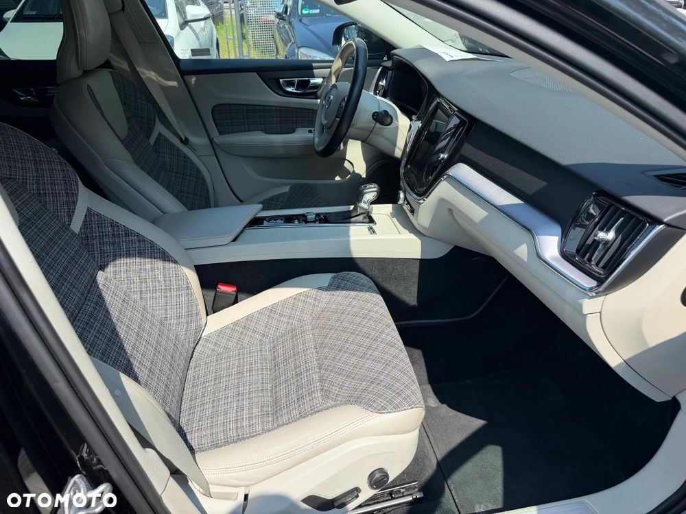 Volvo V60 - 15