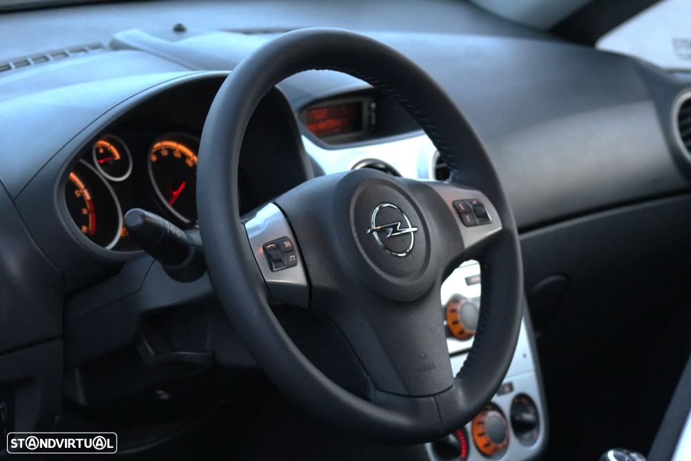 Opel Corsa 1.2 City S/S - 12