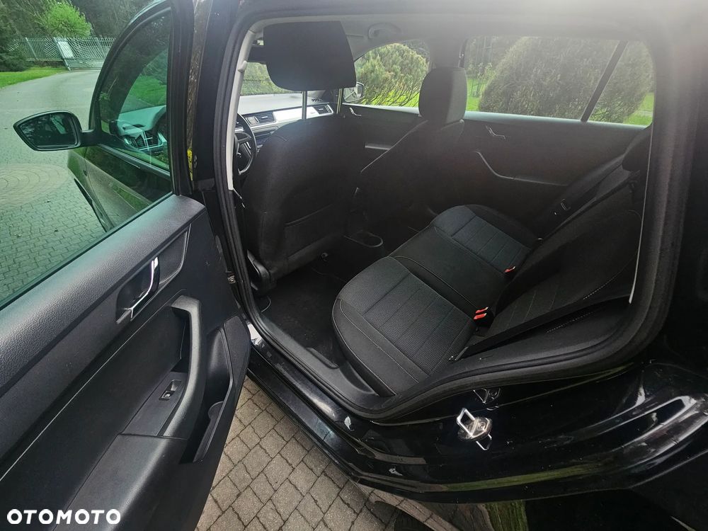 Skoda RAPID 1.6 TDI Edition - 19
