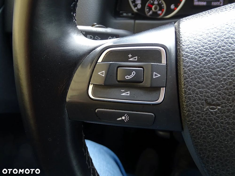 Volkswagen Tiguan 2.0 TDI DPF 4Motion BlueMotion Technology Sport & Style - 31
