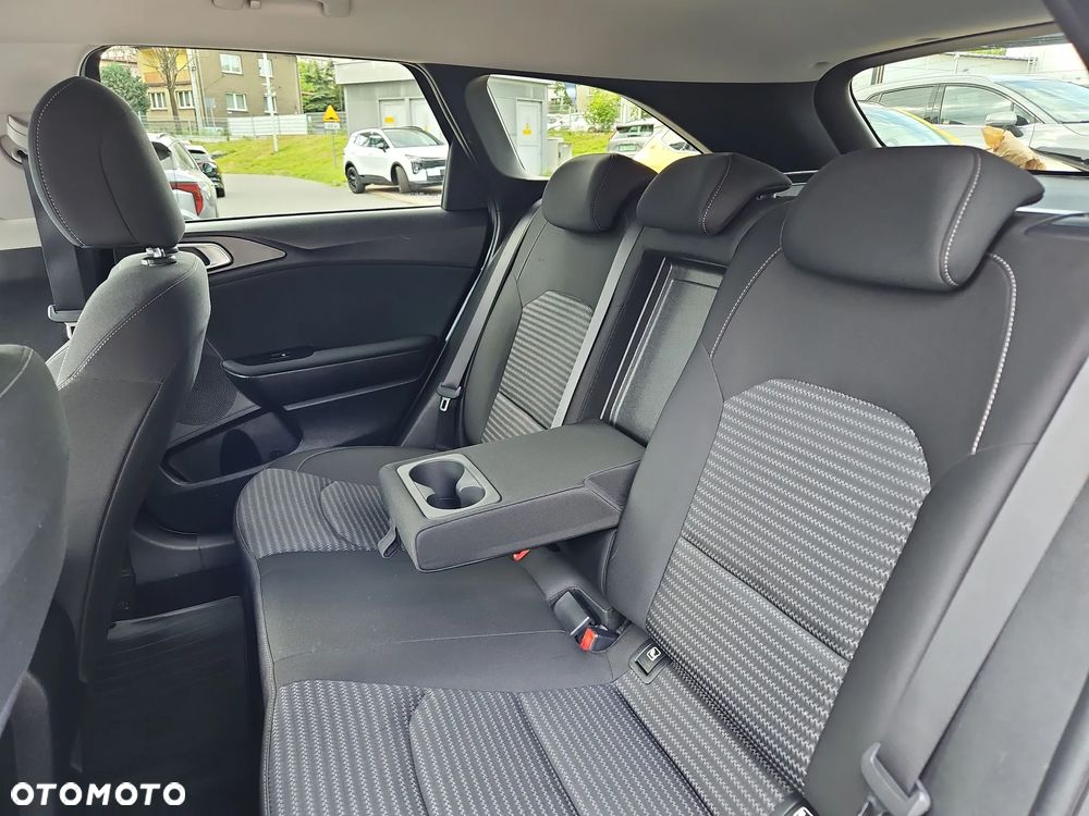 Kia Ceed 1.5 T-GDI M - 16