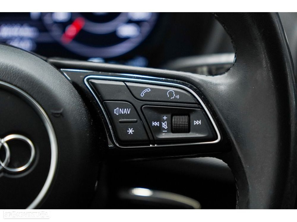 Audi Q2 30 TFSI - 21