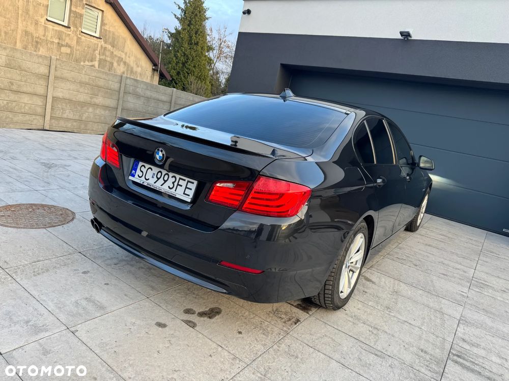 BMW Seria 5 520d Efficient Dynamics Edition - 8
