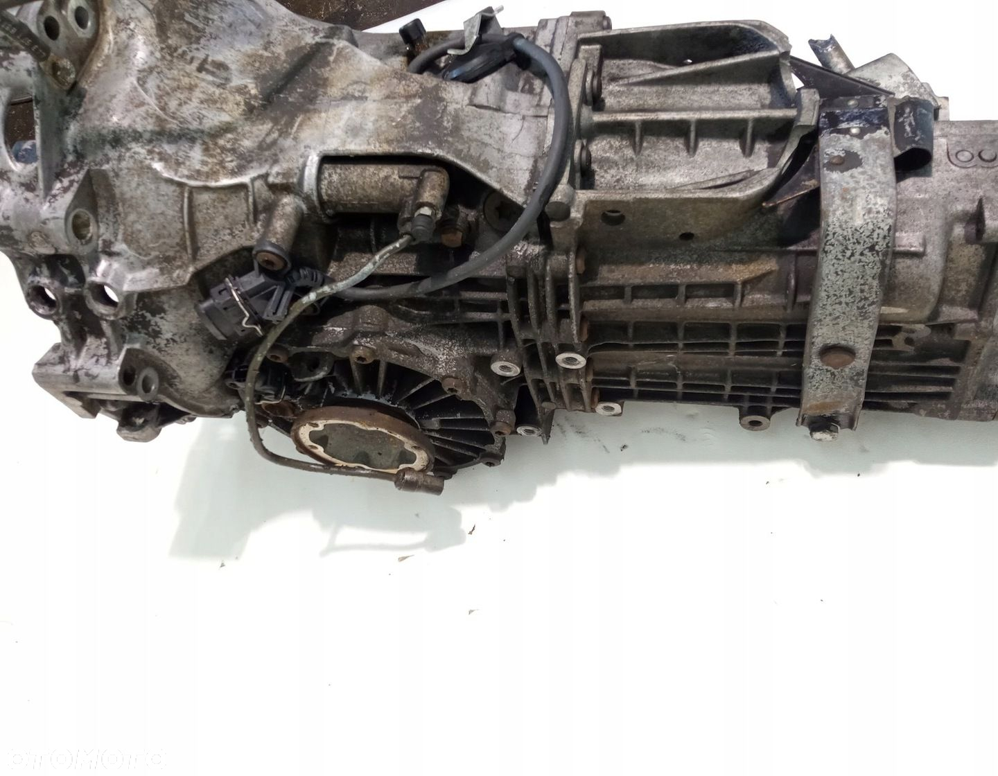SKRZYNIA BIEGÓW MANUALNA AUDI 80 B4 QUATTRO CCH - 4
