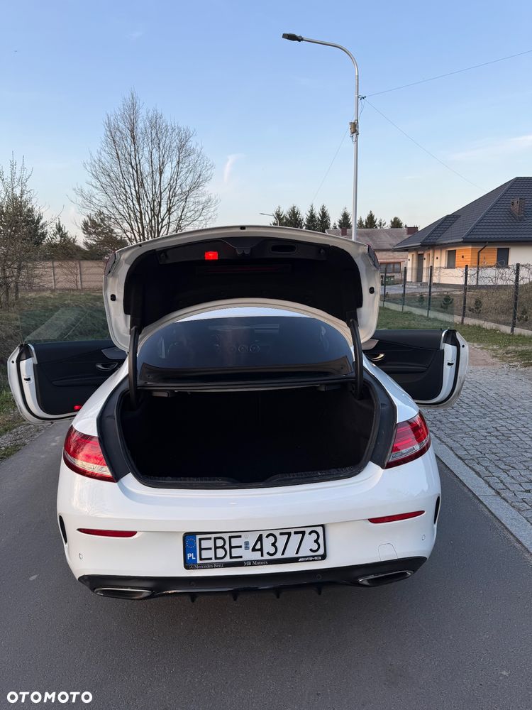 Mercedes-Benz Klasa C 180 9G-TRONIC Night Edition - 10