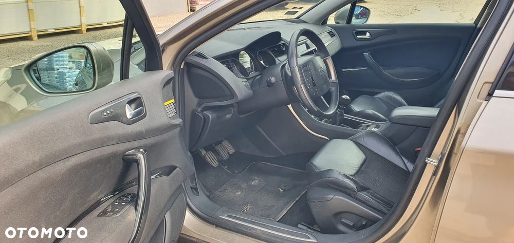Citroën C5 HDi 140 FAP Exclusive - 27