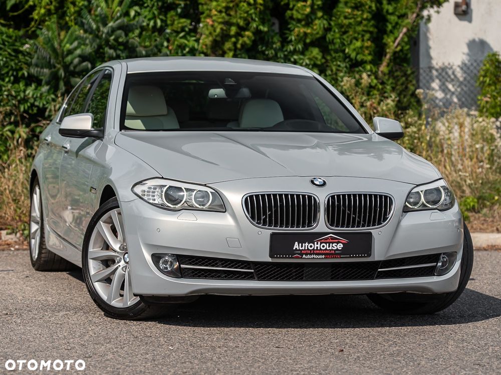 BMW Seria 5 535i xDrive Sport-Aut Luxury Line - 2