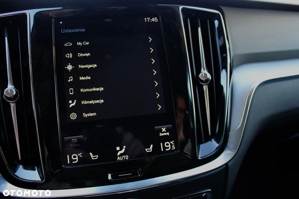 Volvo V60 D3 Geartronic Momentum Pro - 29