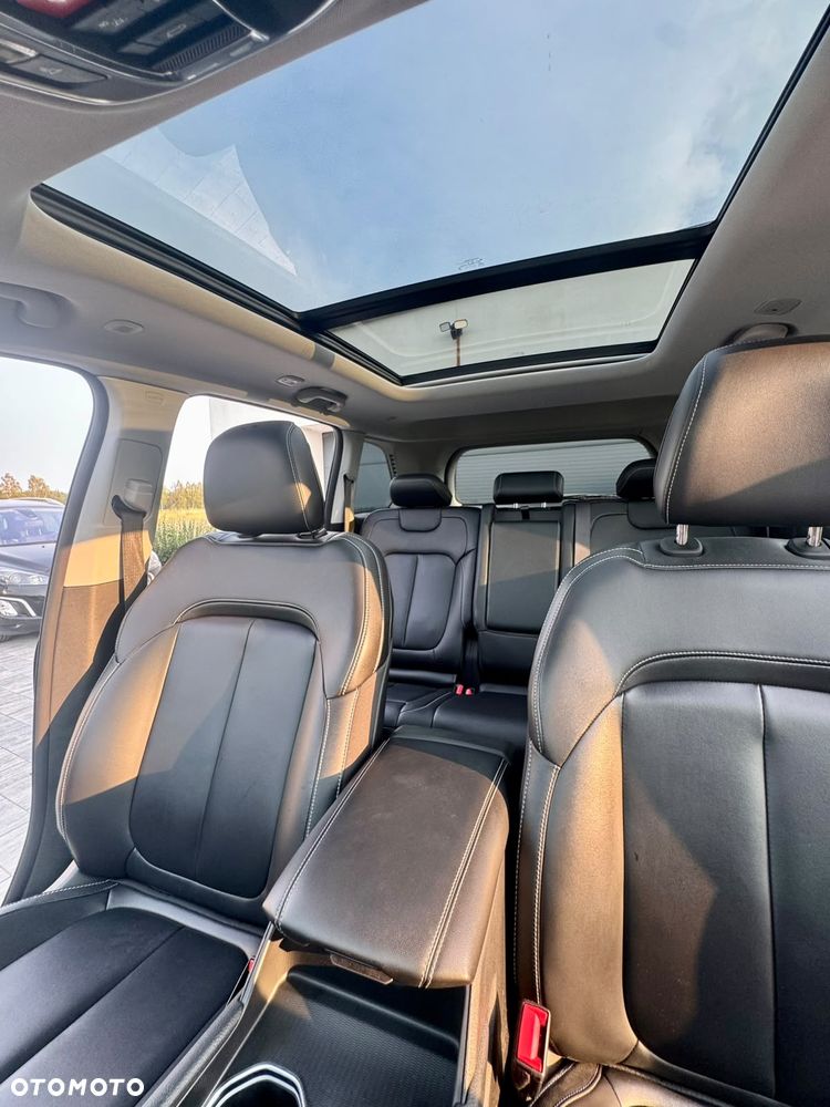 Jeep Grand Cherokee - 11