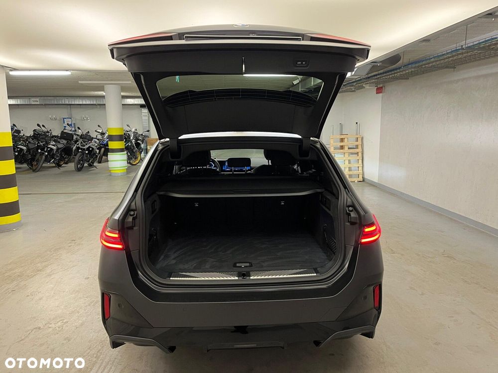 BMW Seria 5 520d xDrive mHEV M Sport - 36