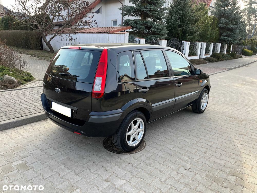 Ford Fusion - 3