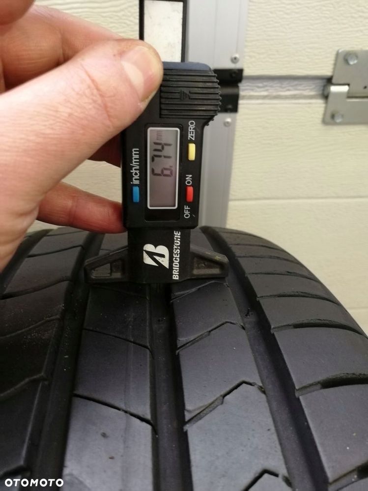 Opony letnie 215/55 R 18 Kumho Ecsta HS51 - 5