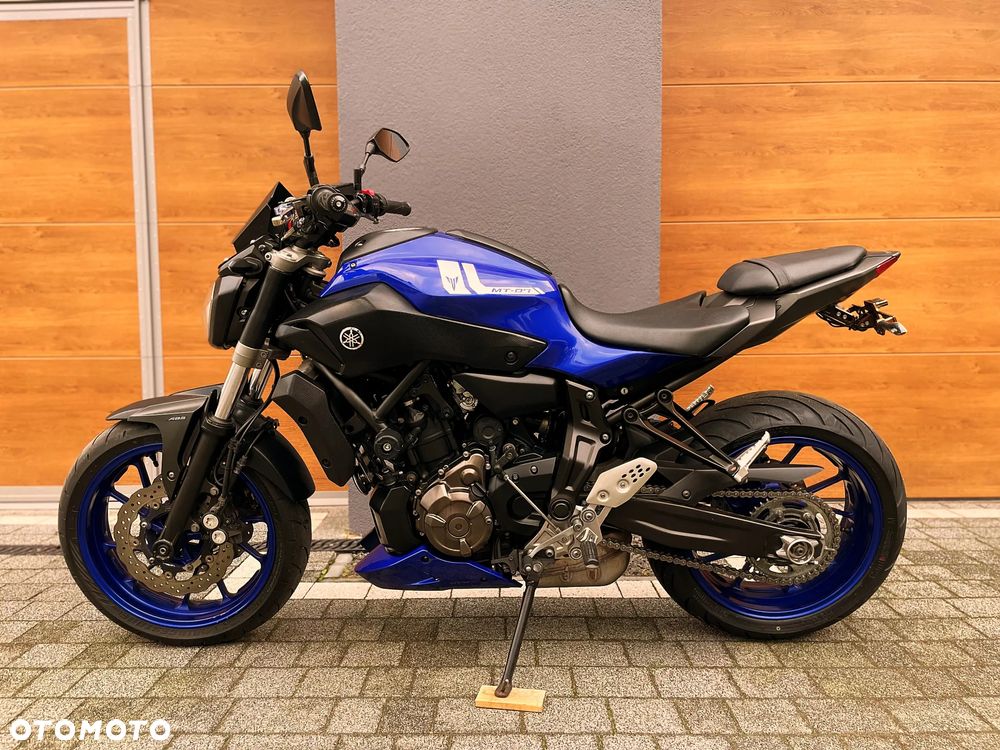 Yamaha MT - 5