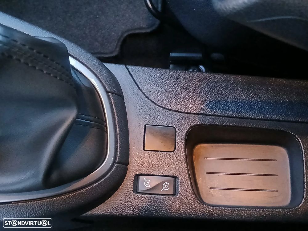 Renault Clio TCe 90 Limited - 23