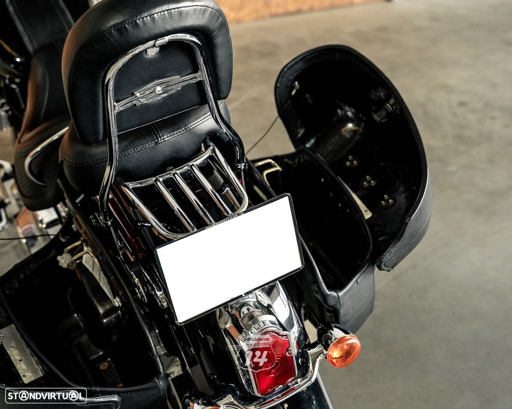 Harley-Davidson FLST Softail Deluxe - 22