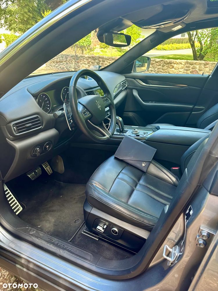 Maserati Levante GT Hybrid - 8