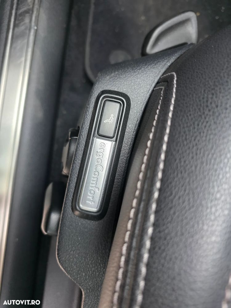 Volkswagen Passat 2.0 TDI DSG (BlueMotion Technology) Highline - 23