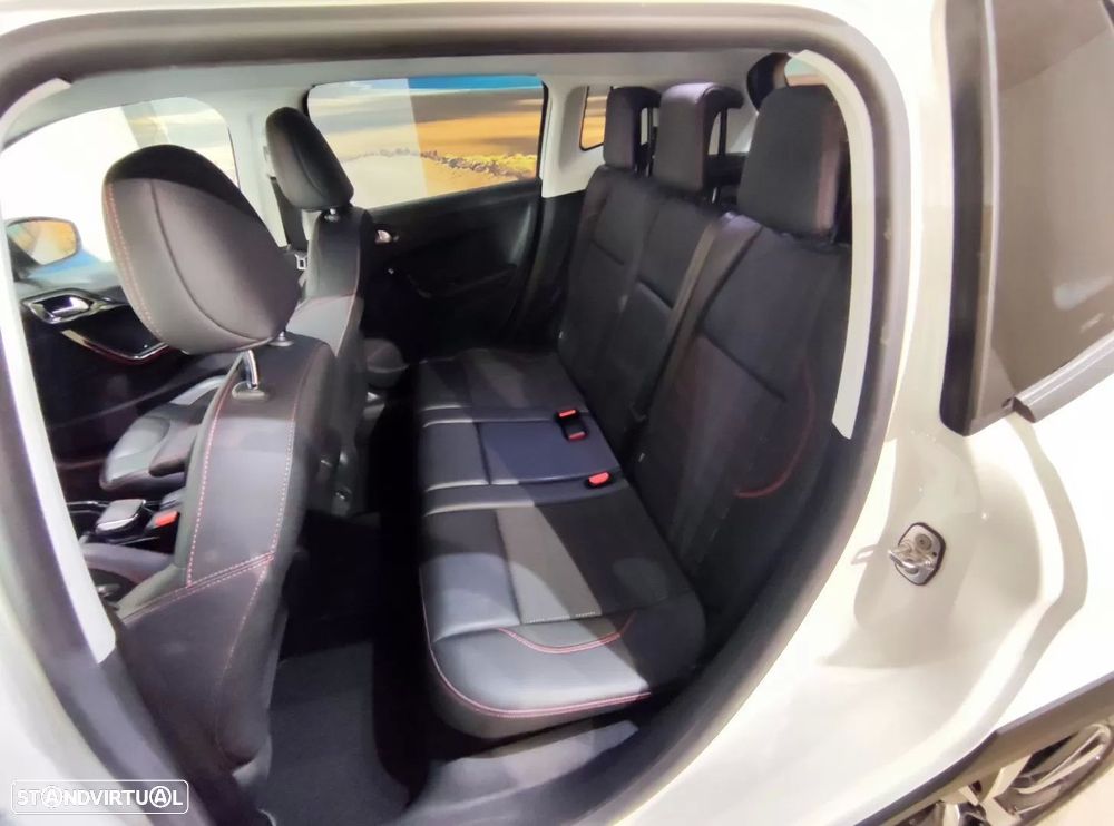 Peugeot 2008 1.2 PureTech GT Line EAT6 - 17