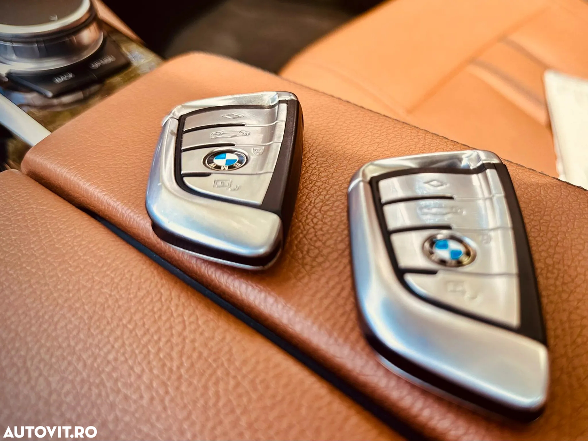 BMW Seria 5 520d AT - 33